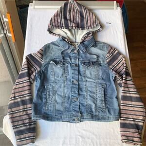 Wall Flower Kid’s Denim Jacket with Hoodie, size XL, Blue & Tan, Many Pockets
